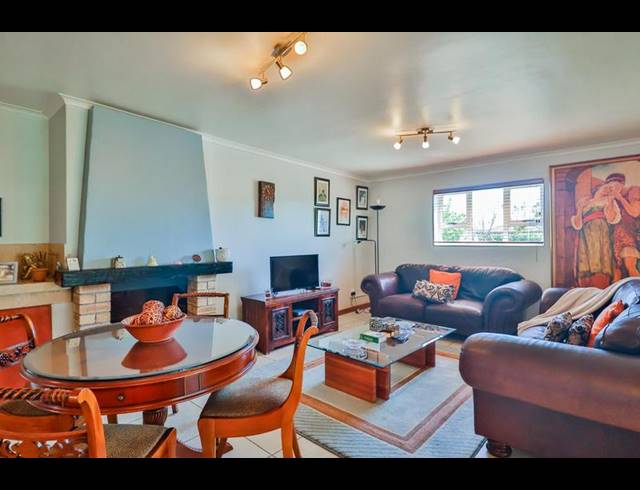 3 BEDROOM HOUSE FOR SALE IN KLEINBRON ESTATE